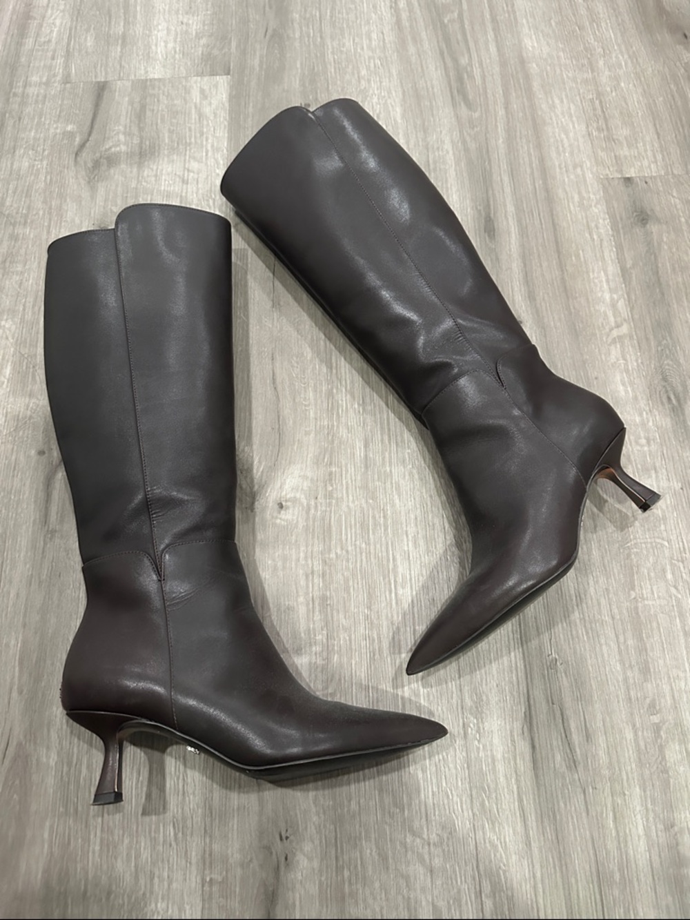 Gently Worn - ‘Taylin’ Pointed Toe Tall Boot - Brown Leather